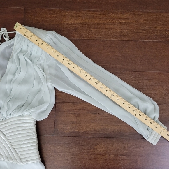 Wayne Clark Vtg Long Sleeve Fitted Waist Chiffon Dress Size 6 Fits XS/S Silver - Picture 13 of 13